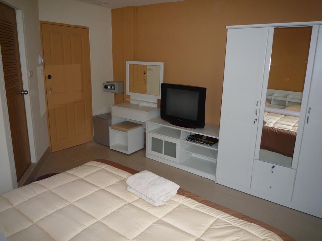 Marina Inn Pattaya Room photo
