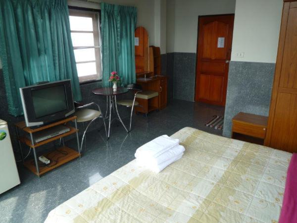 Marina Inn Pattaya Room photo